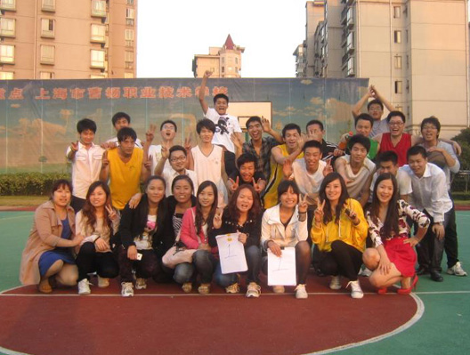  虎狼大聚會合影